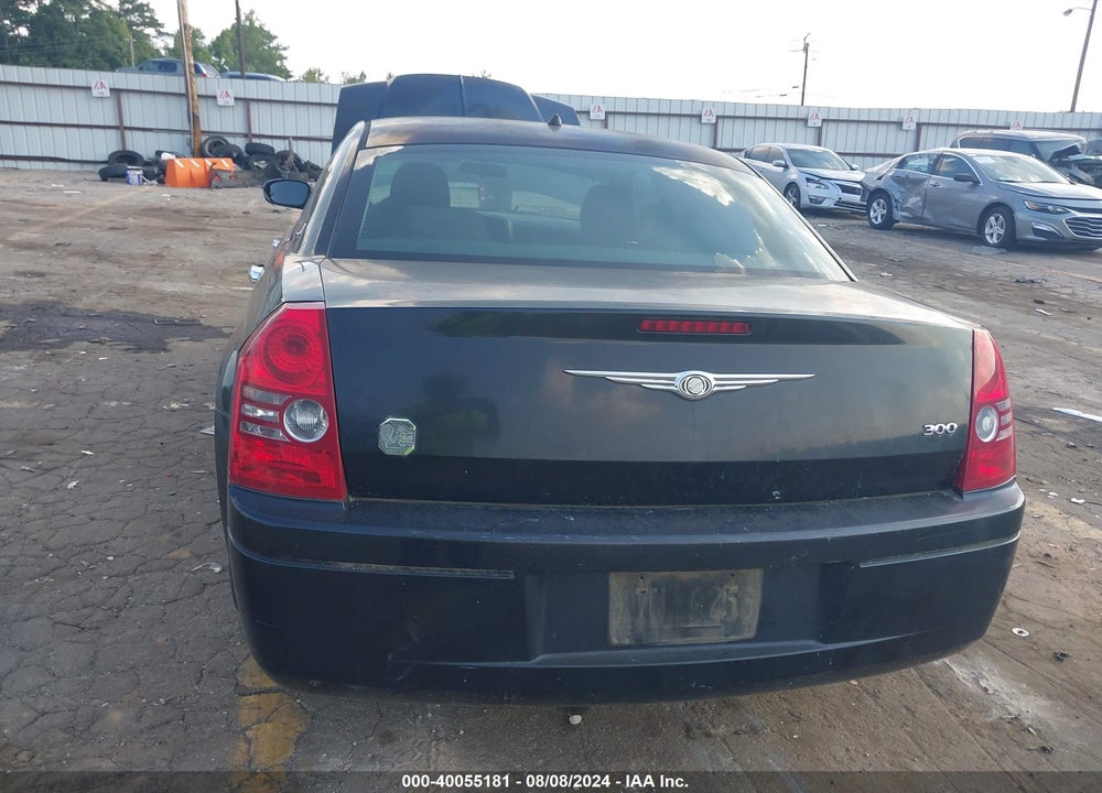 2008 CHRYSLER 300 VIN: 2C3LA43R88H106834