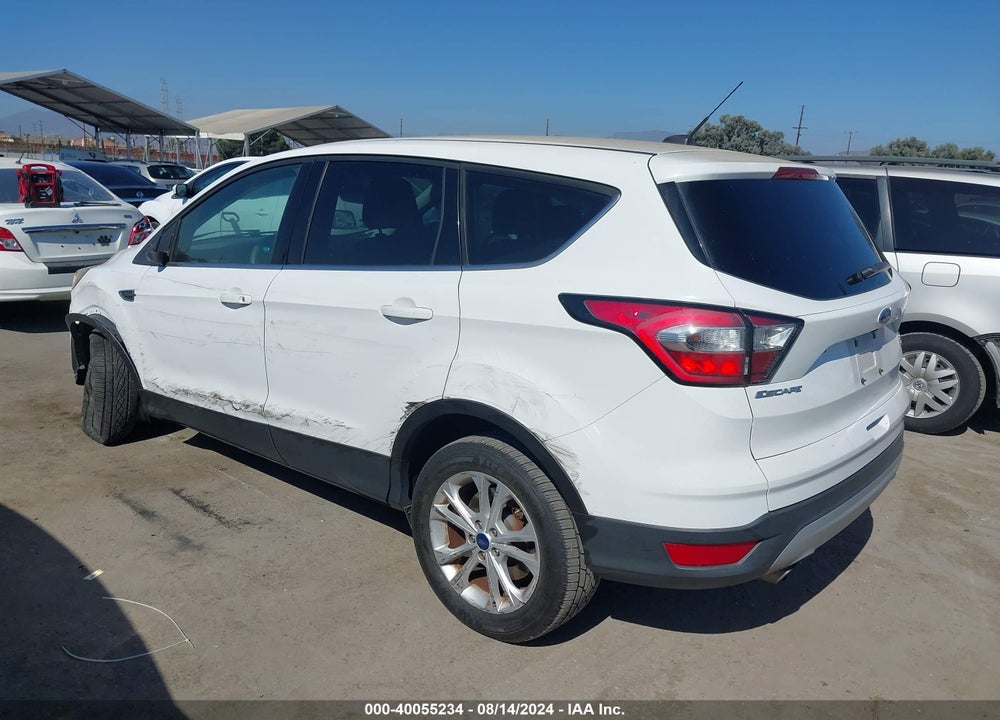 2017 FORD ESCAPE SE VIN: 1FMCU0GD1HUC80070