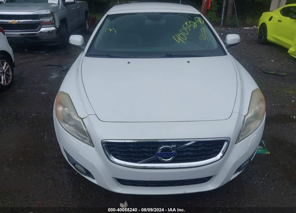 2011 VOLVO C70 T5 VIN: YV1672MC1BJ112688