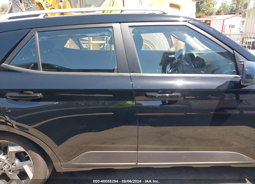 2024 HYUNDAI VENUE SEL/LIMITED VIN: KMHRC8A32RU306625