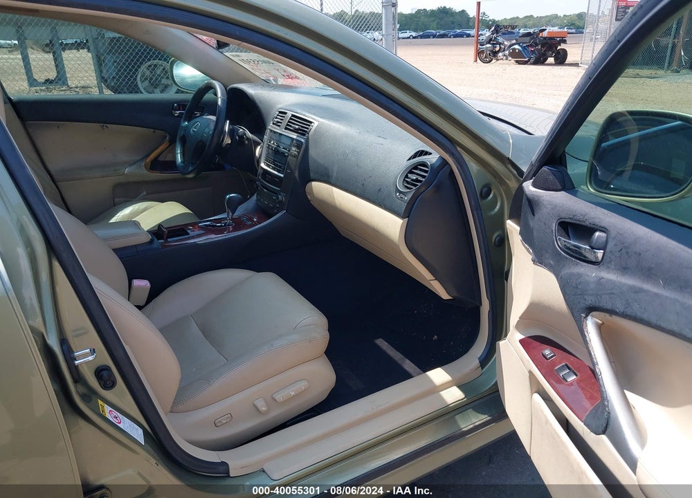 2008 LEXUS IS 250 VIN: JTHBK262885075257