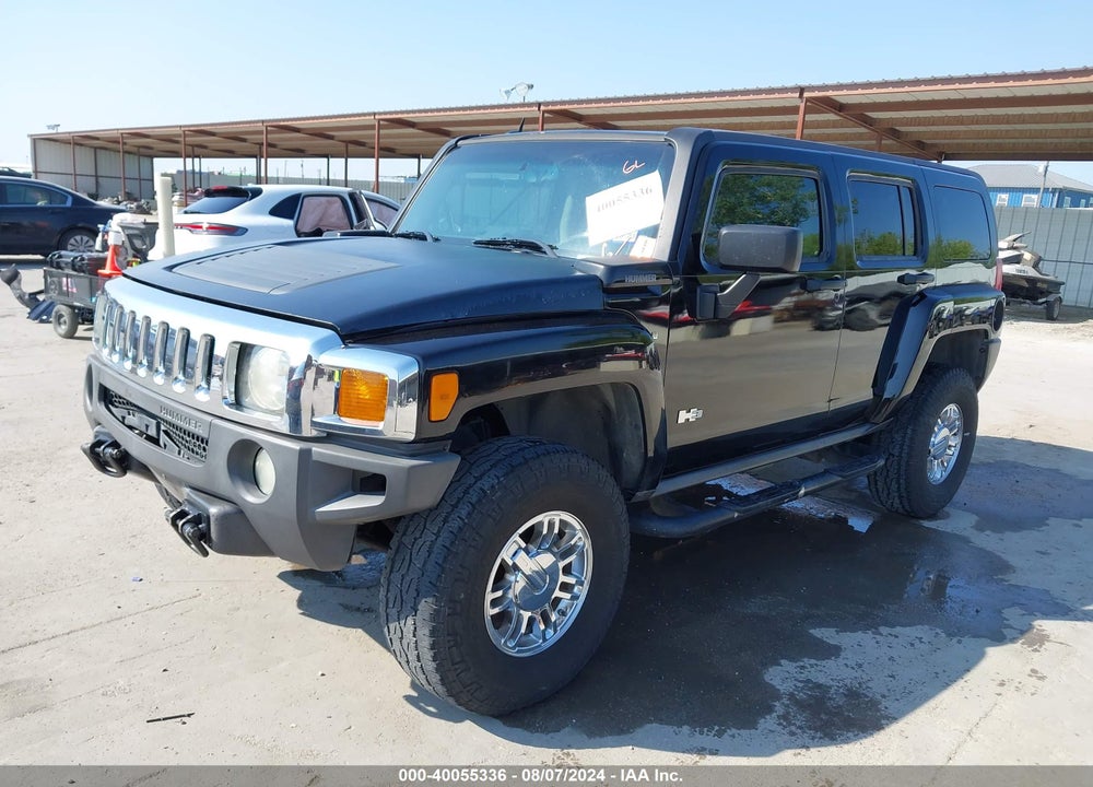 2007 HUMMER H3 SUV VIN: 5GTDN13E378107175
