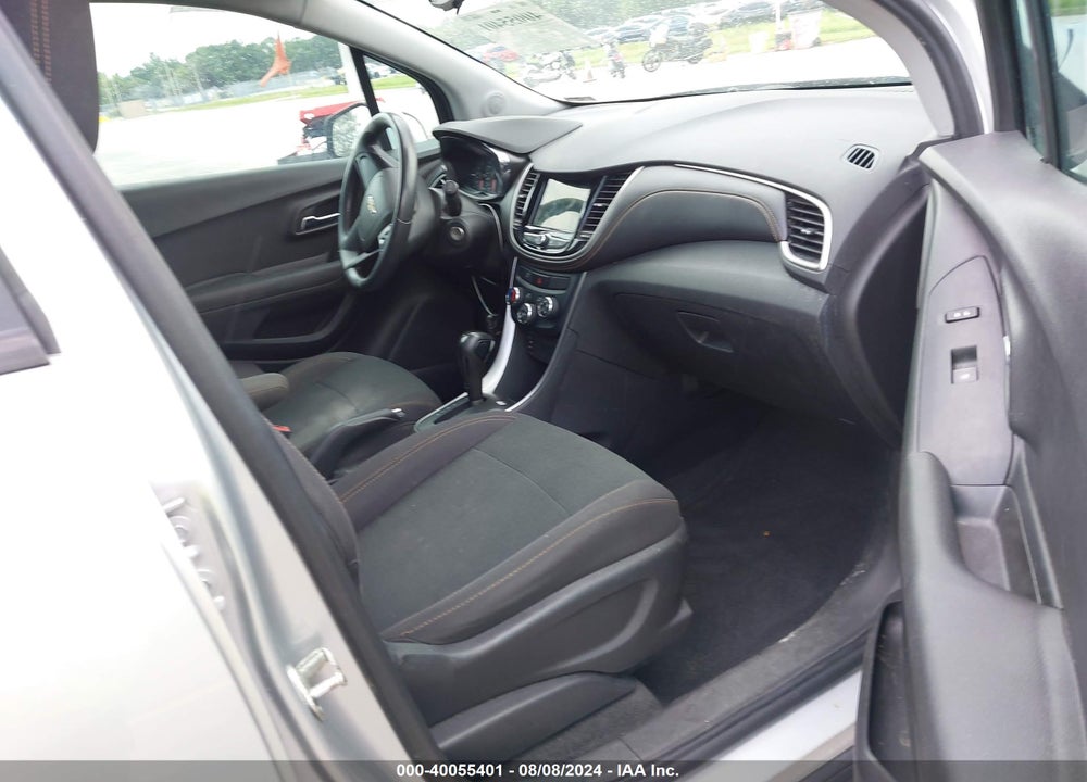 2018 CHEVROLET TRAX LS VIN: 3GNCJKSB3JL383691