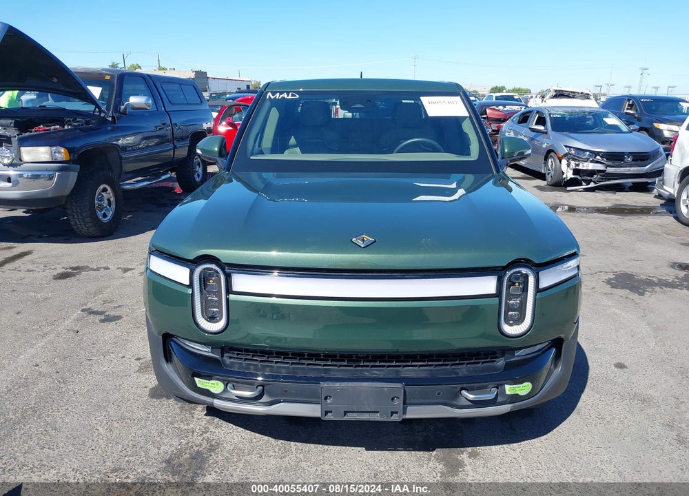 2022 RIVIAN R1T ADVENTURE VIN: 7FCTGAAAXNN014174