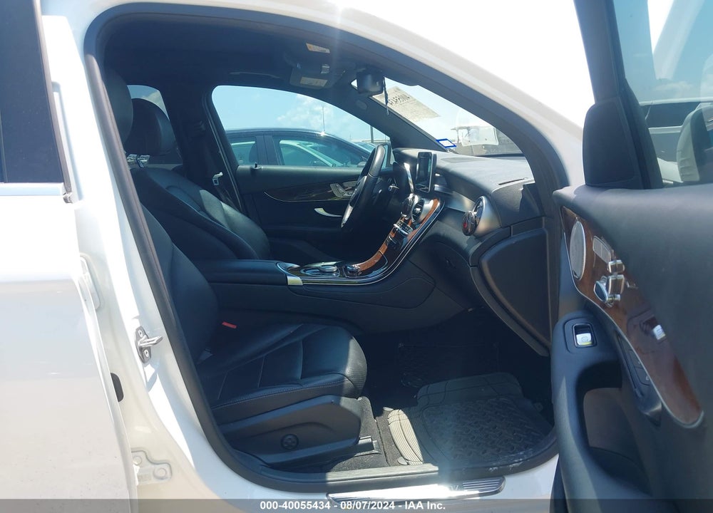 2018 MERCEDES-BENZ GLC 300 VIN: WDC0G4JB4JV056475