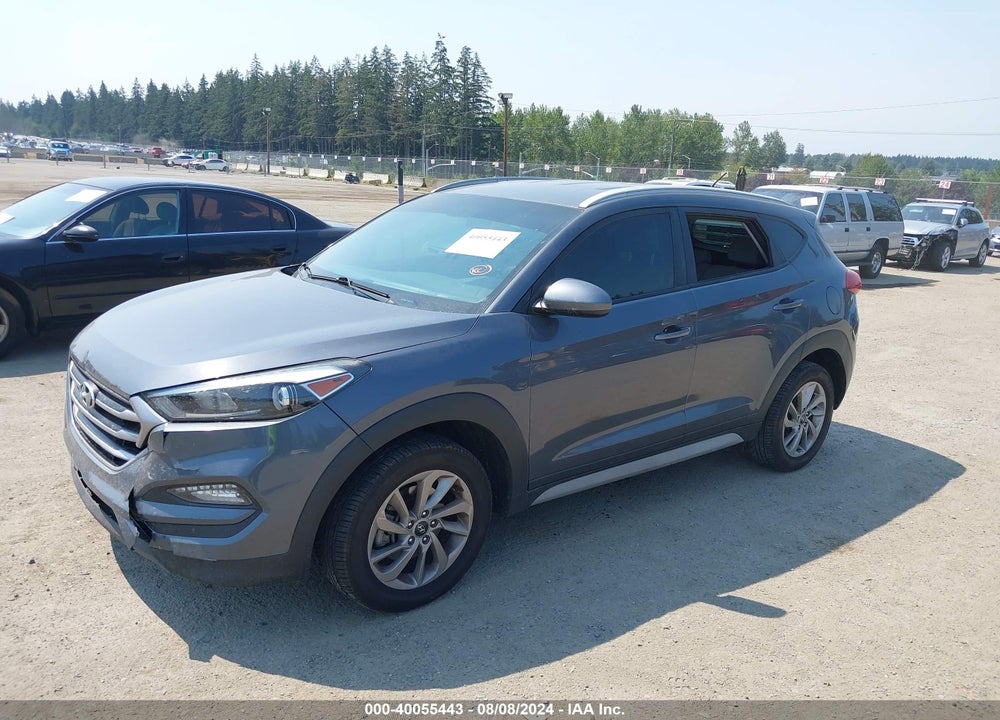 2017 HYUNDAI TUCSON SE VIN: KM8J3CA43HU444603