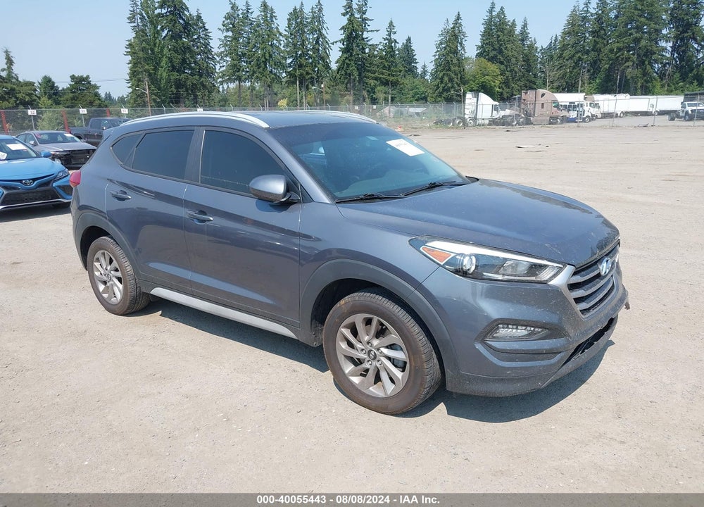2017 HYUNDAI TUCSON SE VIN: KM8J3CA43HU444603