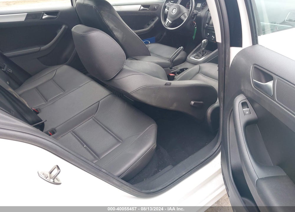 2013 VOLKSWAGEN JETTA SE VIN: 3VWDP7AJ3DM371327