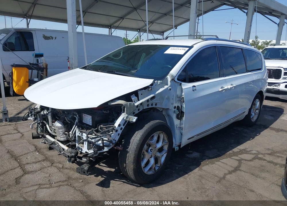 2018 CHRYSLER PACIFICA TOURING L VIN: 2C4RC1BG9JR333352