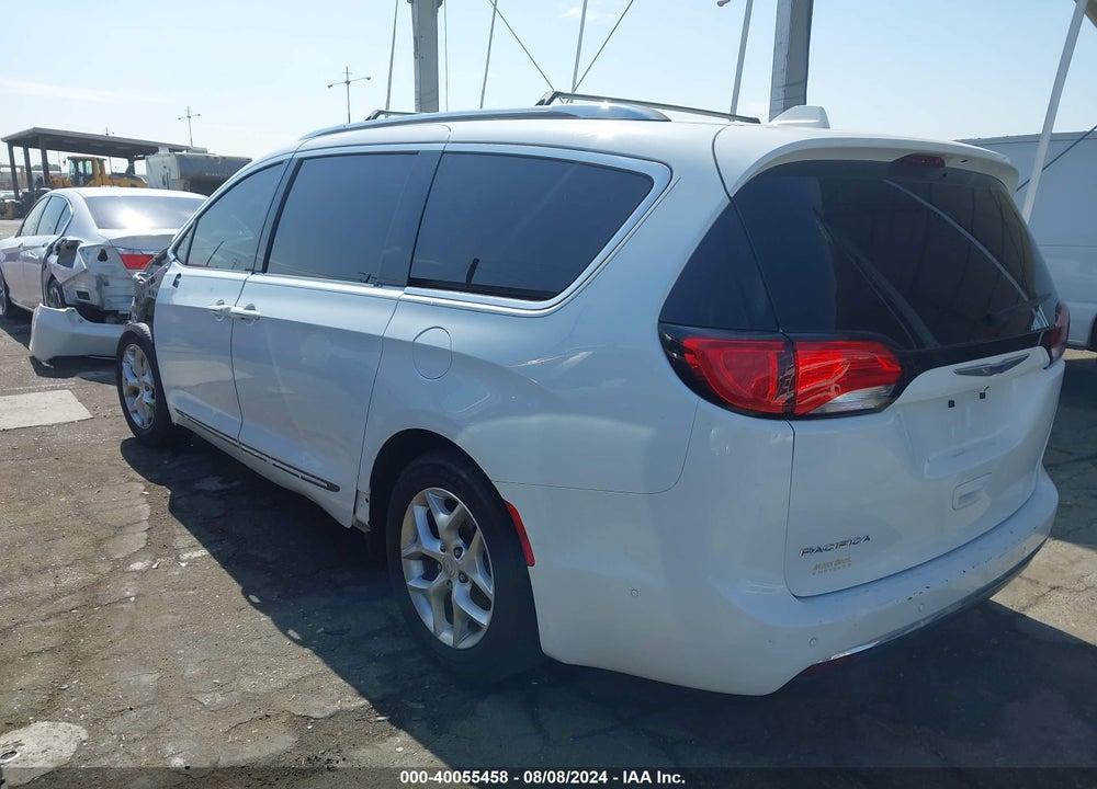 2018 CHRYSLER PACIFICA TOURING L VIN: 2C4RC1BG9JR333352