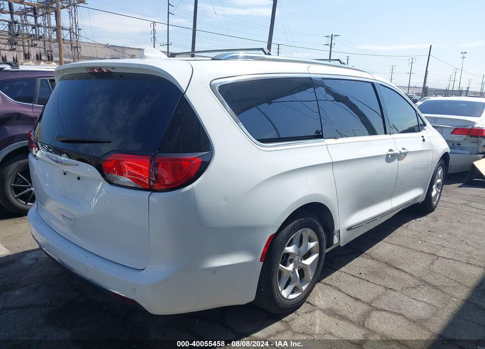 2018 CHRYSLER PACIFICA TOURING L VIN: 2C4RC1BG9JR333352