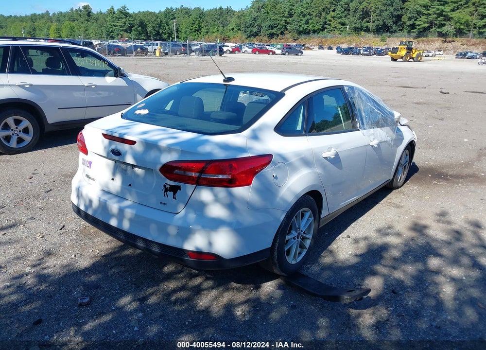 2015 FORD FOCUS SE VIN: 1FADP3F22FL371892