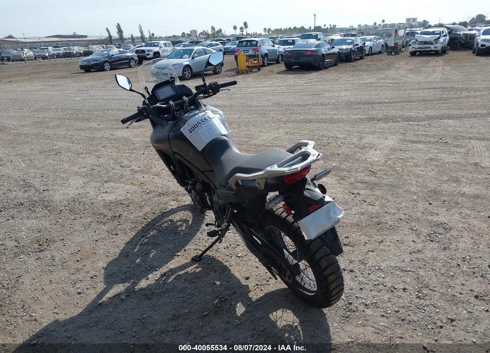 2024 HONDA XL750 VIN: JH2RD1613RK101592