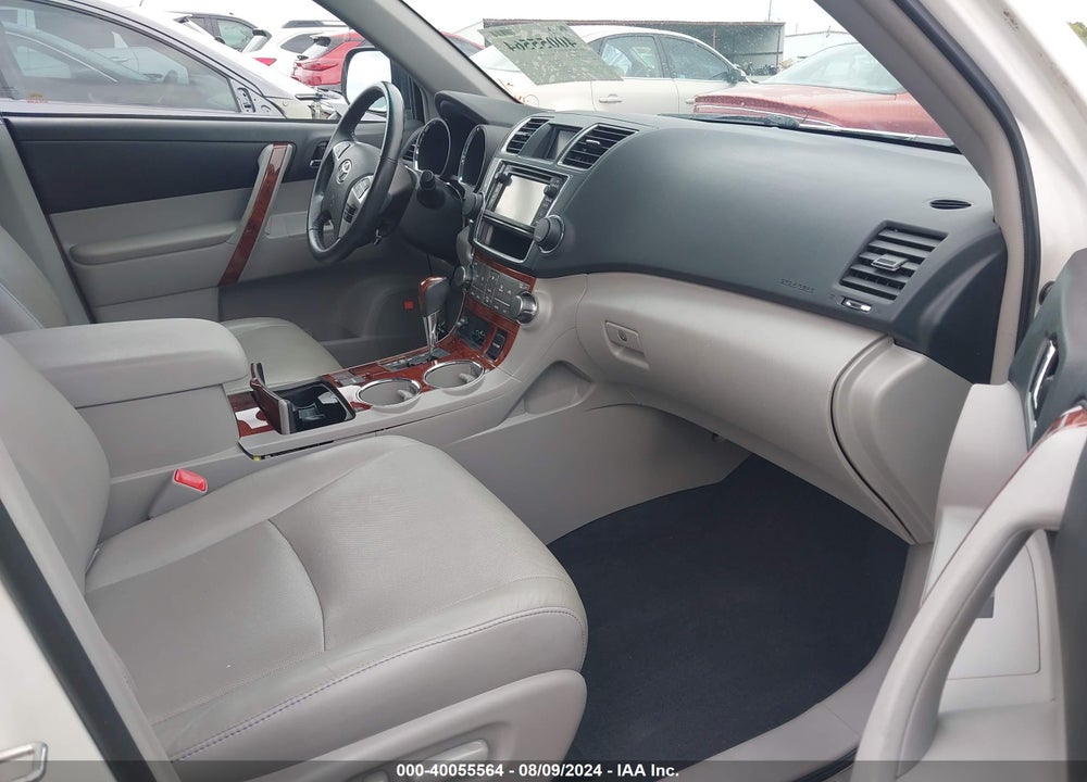 2013 TOYOTA HIGHLANDER LIMITED V6 VIN: 5TDYK3EH6DS140778