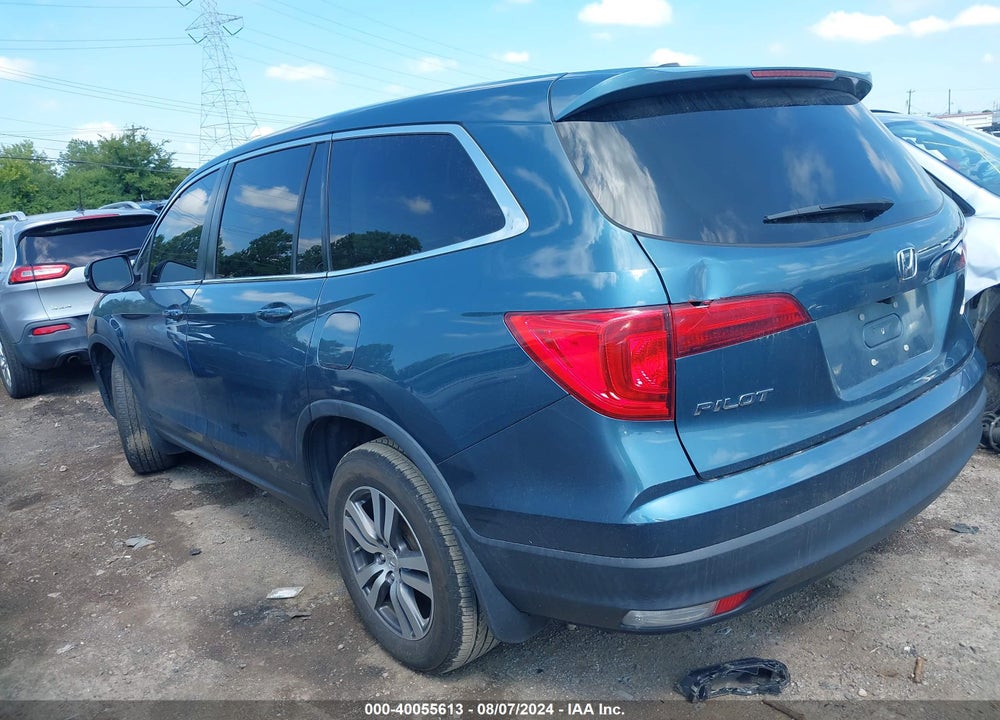 2018 HONDA PILOT EX VIN: 5FNYF6H36JB008657