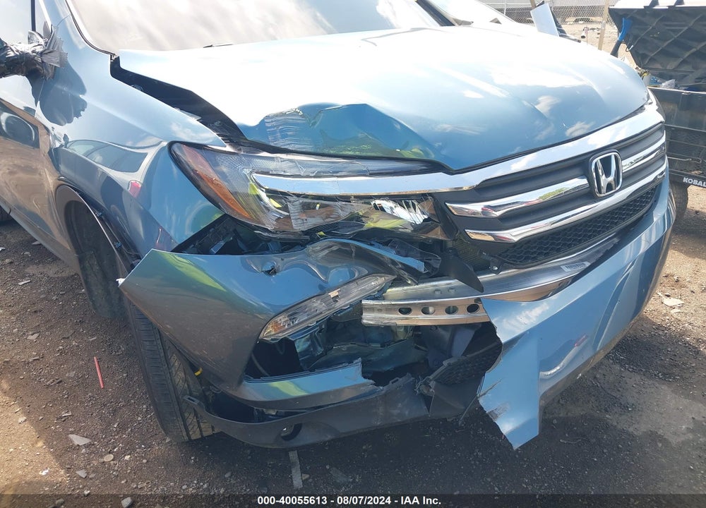 2018 HONDA PILOT EX VIN: 5FNYF6H36JB008657