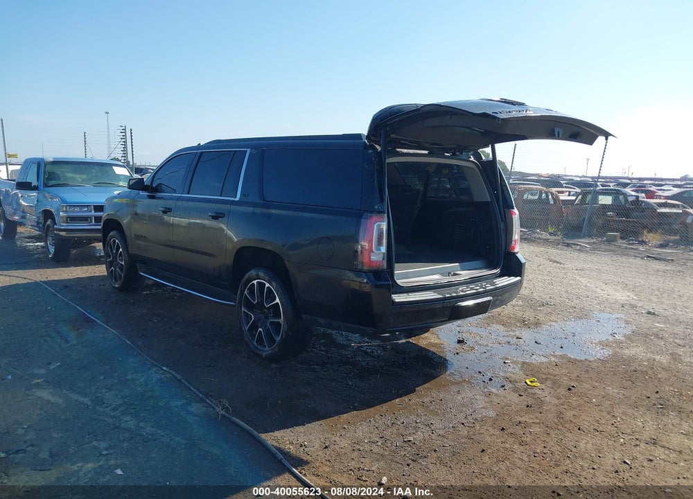 2018 GMC YUKON XL SLT VIN: 1GKS1GKC5JR295720
