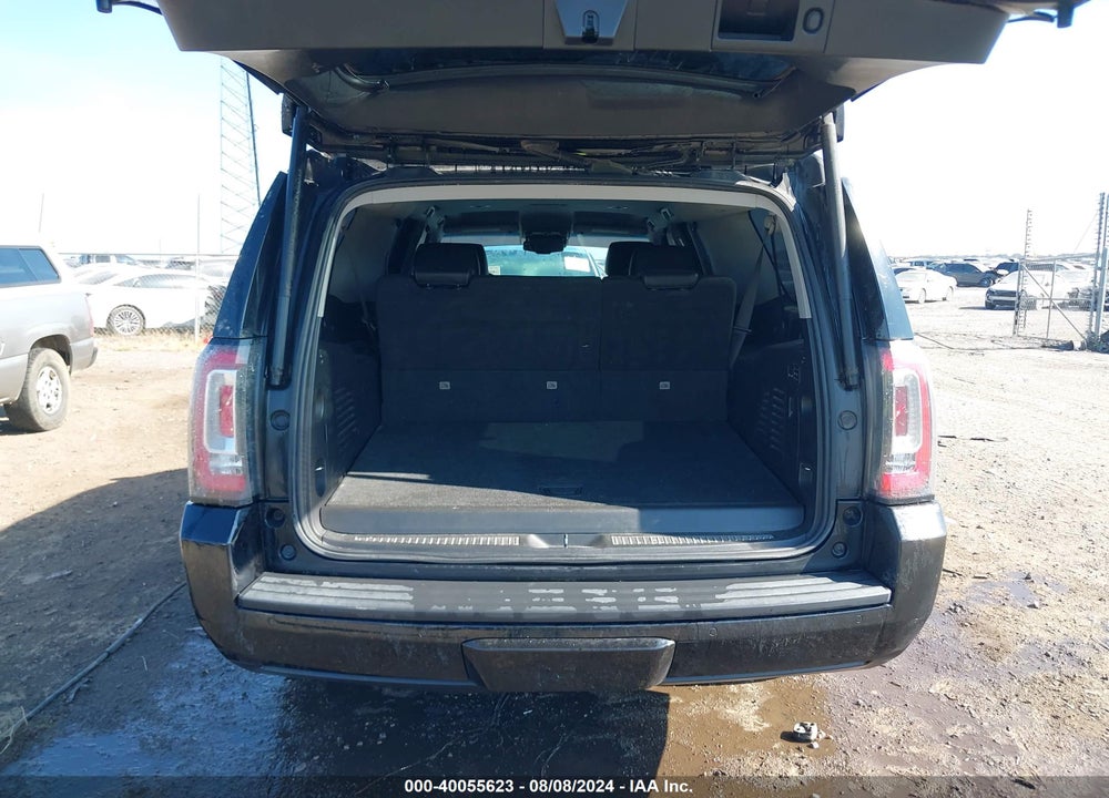 2018 GMC YUKON XL SLT VIN: 1GKS1GKC5JR295720