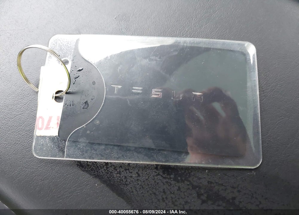 2019 TESLA MODEL 3 VIN: 5YJ3E1EB8KF493221