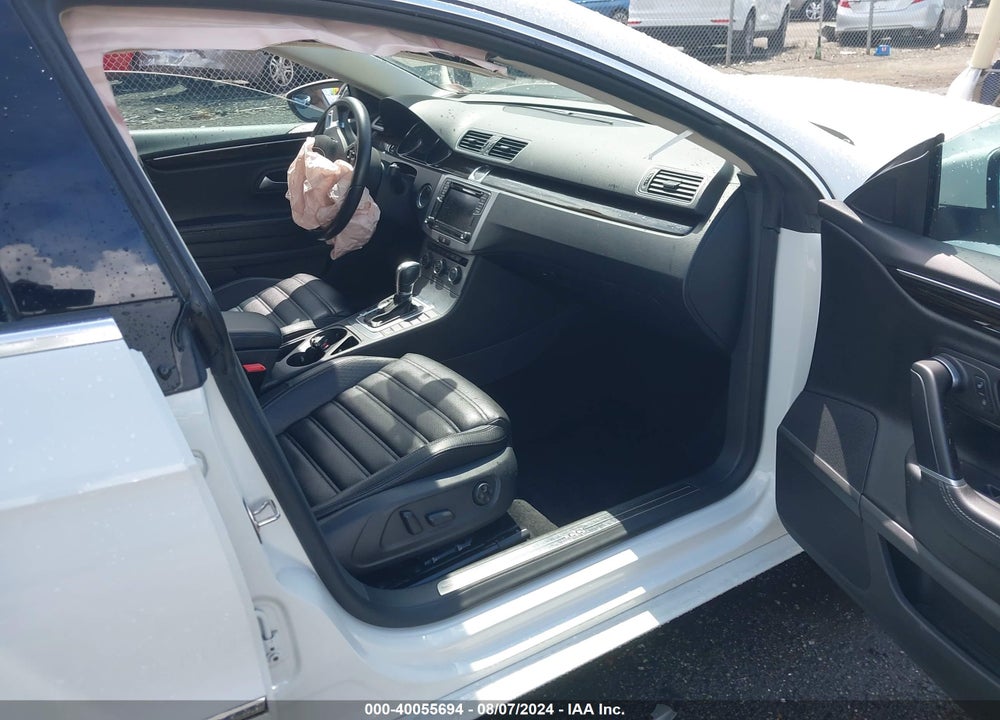 2017 VOLKSWAGEN CC VIN: WVWKP7AN0HE501105