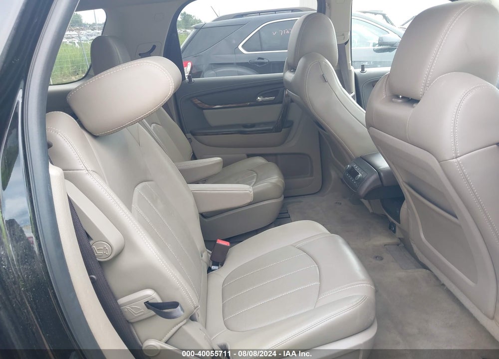 2016 GMC ACADIA DENALI VIN: 1GKKVTKD3GJ325231