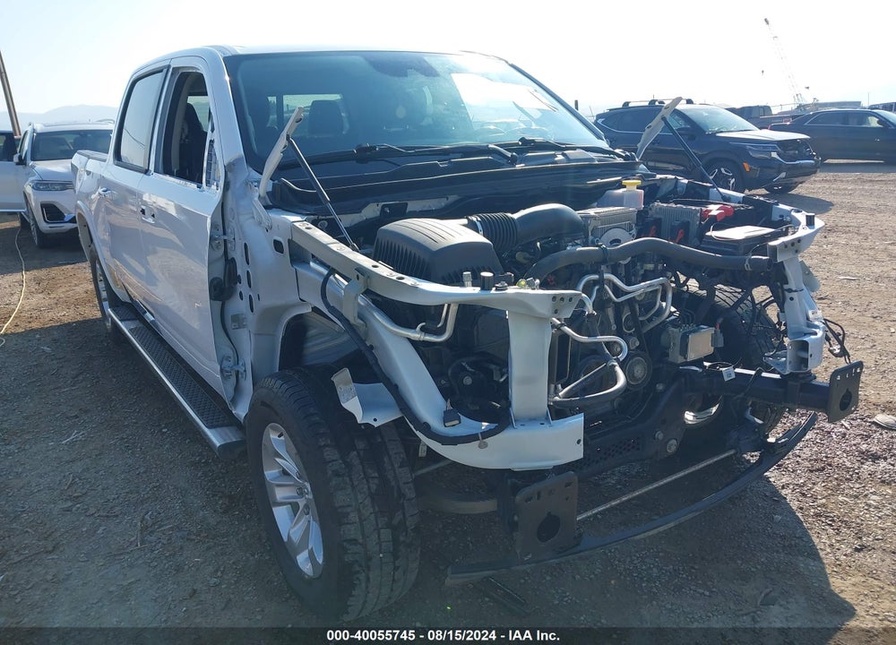 2022 RAM 1500 LAIE  4X4 5'7 BOX VIN: 1C6SRFJT6NN269390