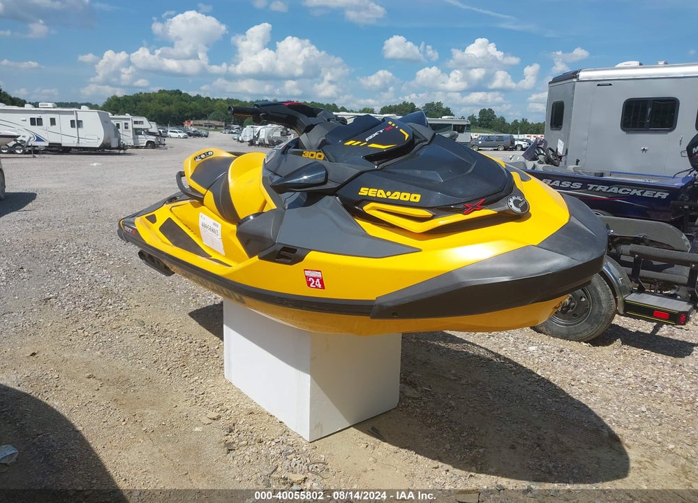 2021 SEADOO JETSKI VIN: YDV08491021