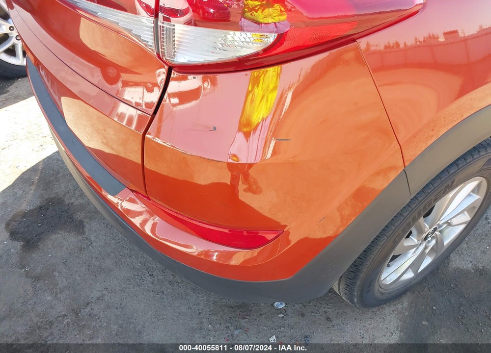 2017 HYUNDAI TUCSON SE VIN: KM8J23A48HU429226