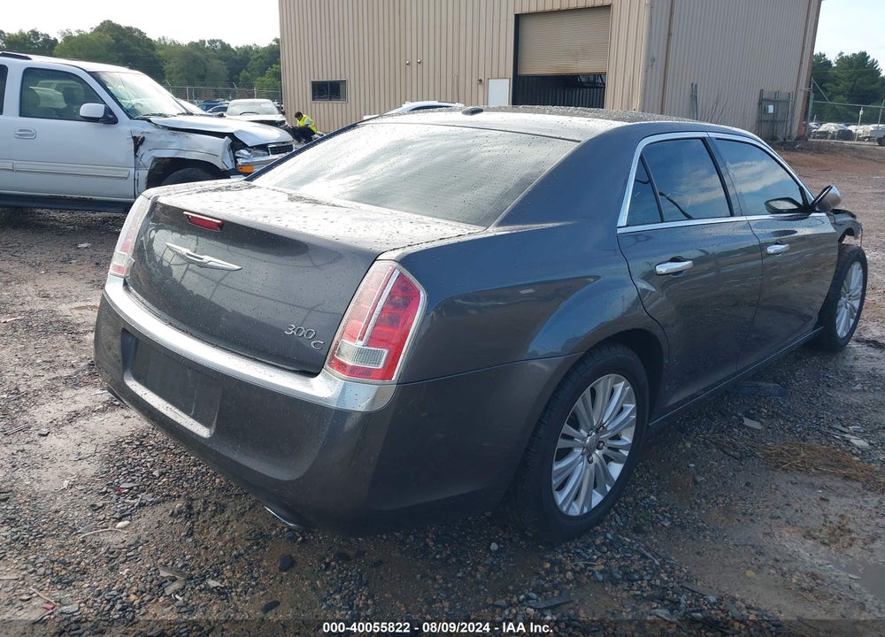 2014 CHRYSLER 300C JOHN VARVATOS LUXURY EDITION AWD VIN: 2C3CCAJG9EH103883