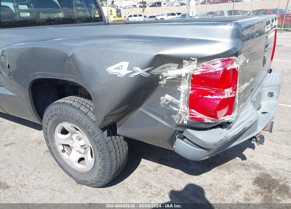 2005 DODGE DAKOTA VIN: 1D7HW22K15S187973