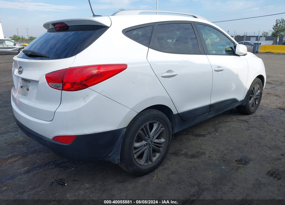 2015 HYUNDAI TUCSON SE VIN: KM8JU3AG0FU015410
