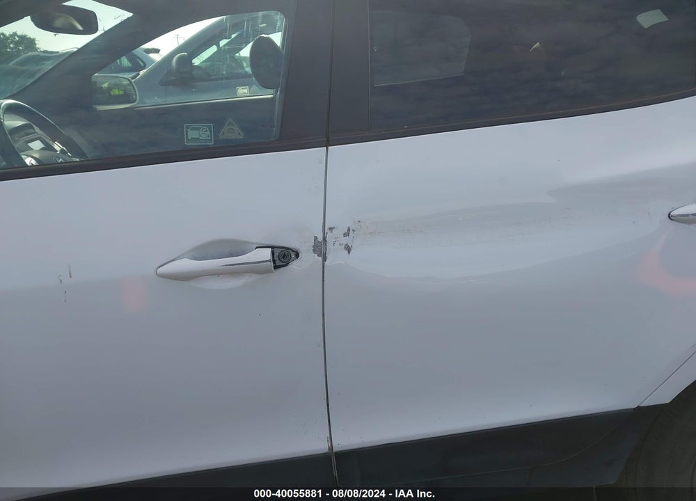 2015 HYUNDAI TUCSON SE VIN: KM8JU3AG0FU015410