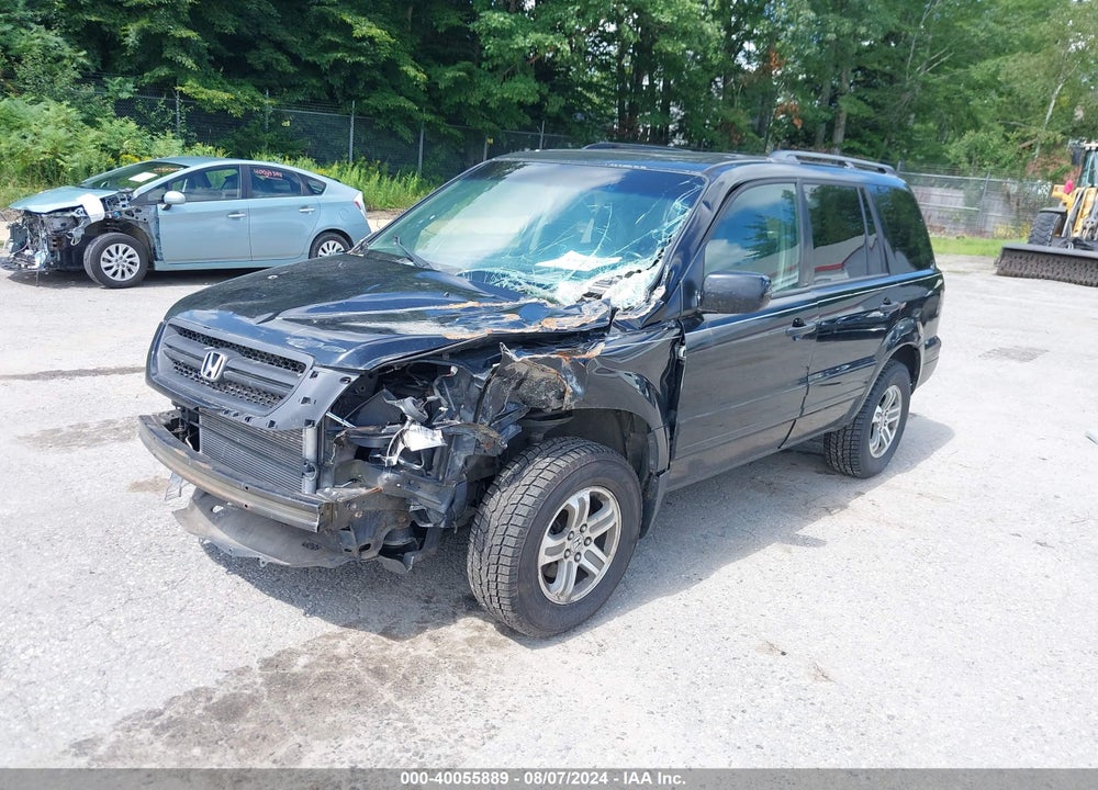 2005 HONDA PILOT VIN: 5FNYF18515B050180