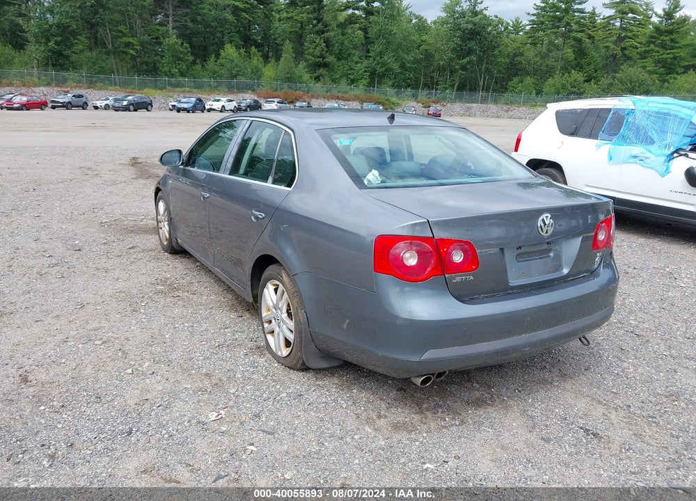 2007 VOLKSWAGEN JETTA WOLFSBURG VIN: 3VWEG71K77M117847