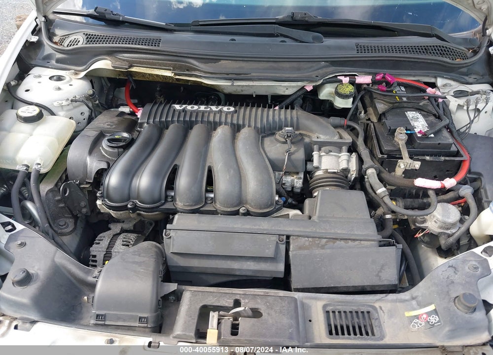 2010 VOLVO S40 2.4I VIN: YV1382MSXA2501281