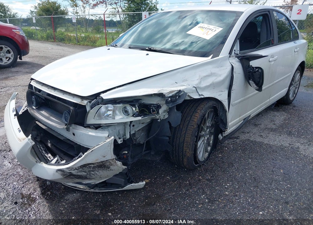 2010 VOLVO S40 2.4I VIN: YV1382MSXA2501281