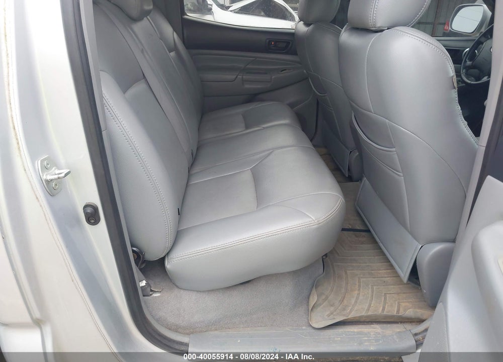 2005 TOYOTA TACOMA PRERUNNER V6 VIN: 3TMKU72NX5M002728