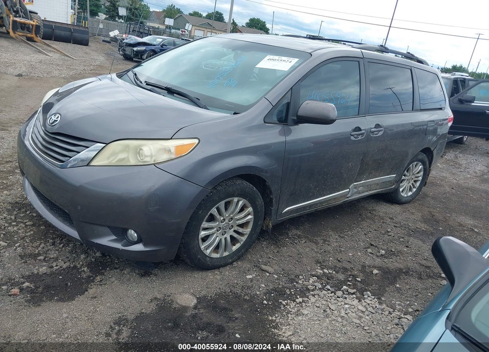 2014 TOYOTA SIENNA VIN: 5TDYK3DC6ES409613