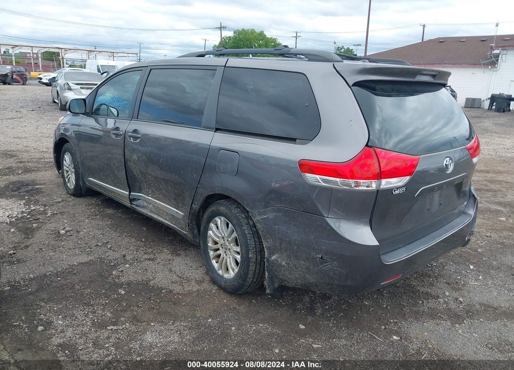 2014 TOYOTA SIENNA VIN: 5TDYK3DC6ES409613