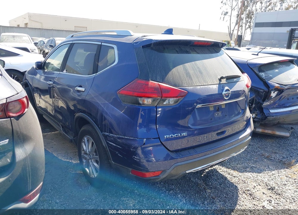 2017 NISSAN ROGUE SV VIN: KNMAT2MT1HP543081