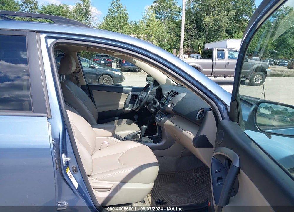 2008 TOYOTA RAV4 LIMITED VIN: JTMBK31VX85041782