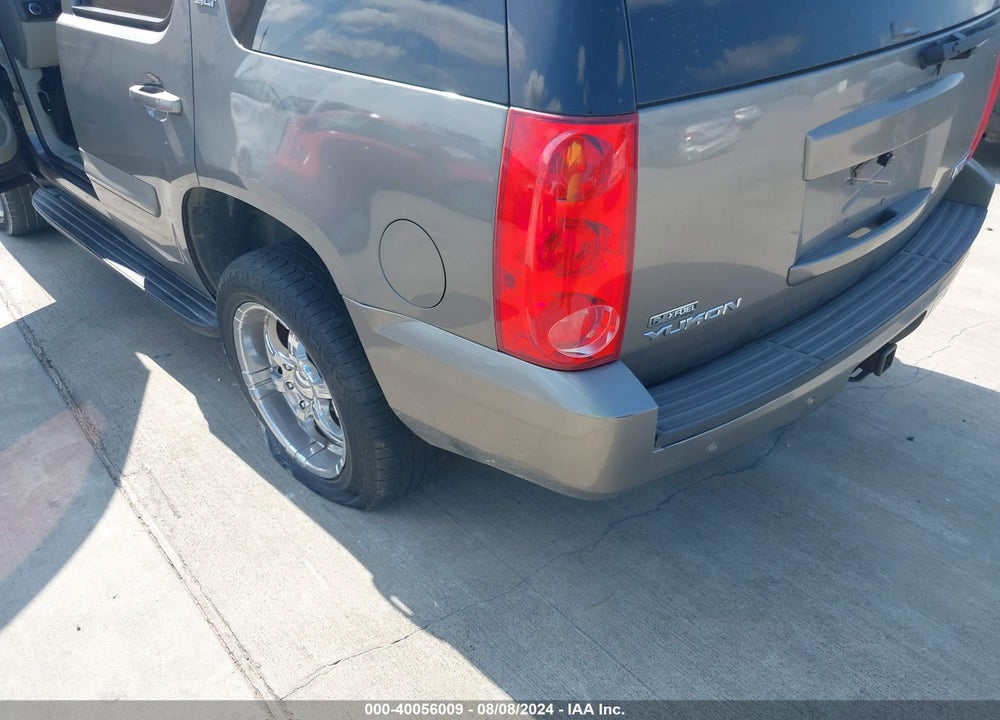 2007 GMC YUKON VIN: 1GKFC13047J378625