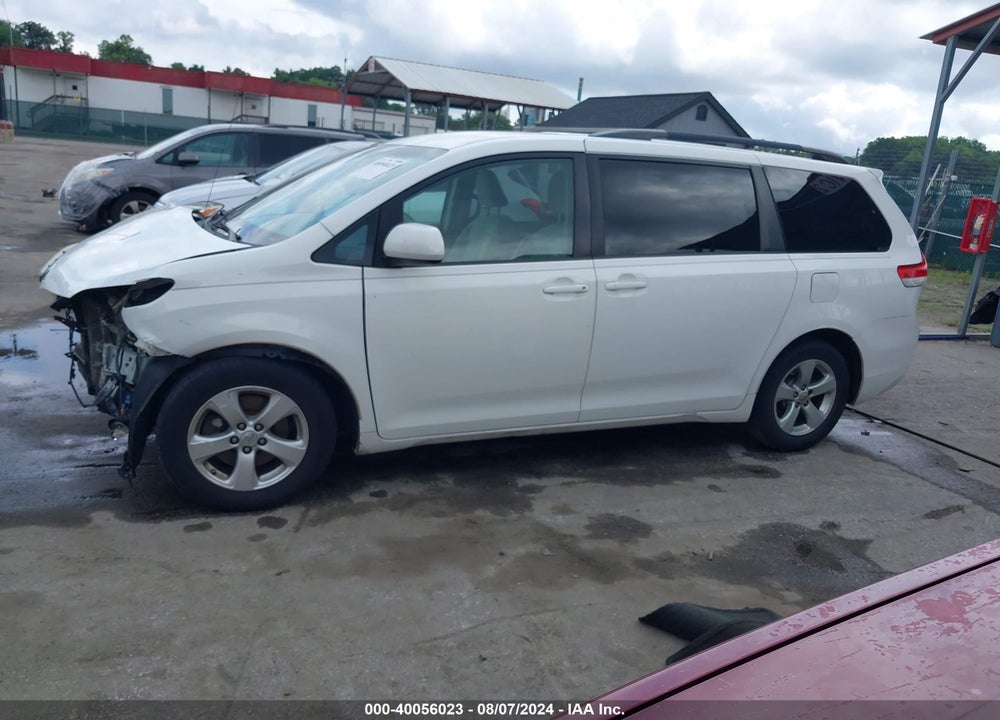 2014 TOYOTA SIENNA LE VIN: 5TDKK3DC7ES515218