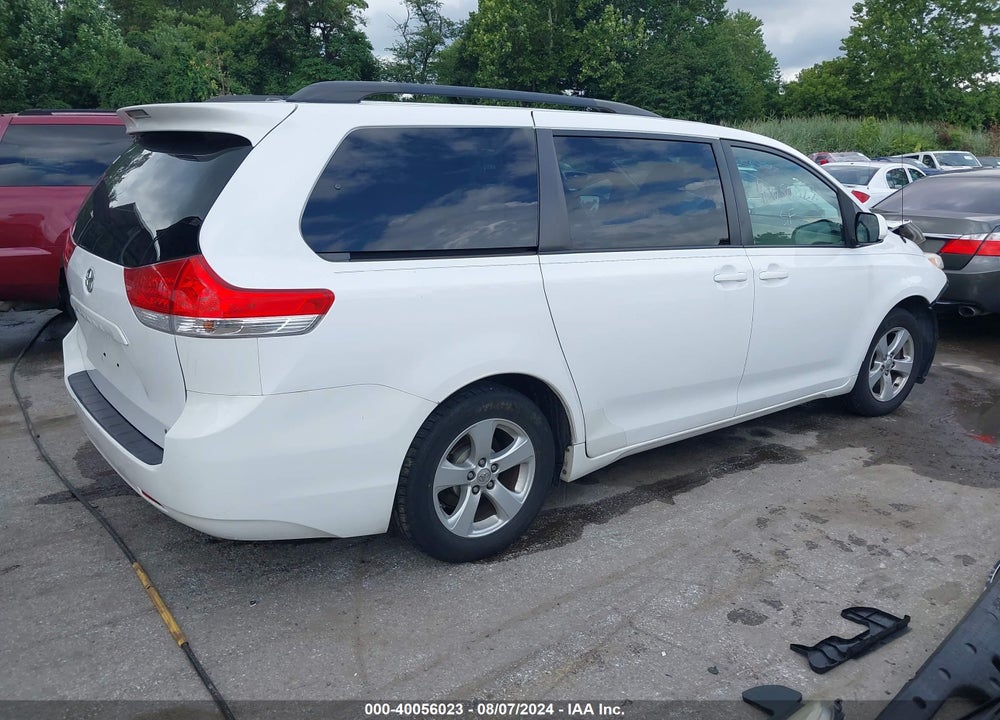 2014 TOYOTA SIENNA LE VIN: 5TDKK3DC7ES515218