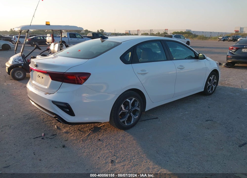 2021 KIA FORTE LXS VIN: 3KPF24AD1ME349341