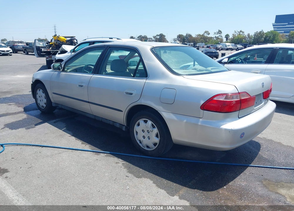 1998 HONDA ACCORD VIN: 1HGCG5642WA183339