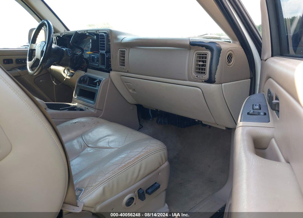2004 CHEVROLET TAHOE LT VIN: 1GNEK13Z14R137294