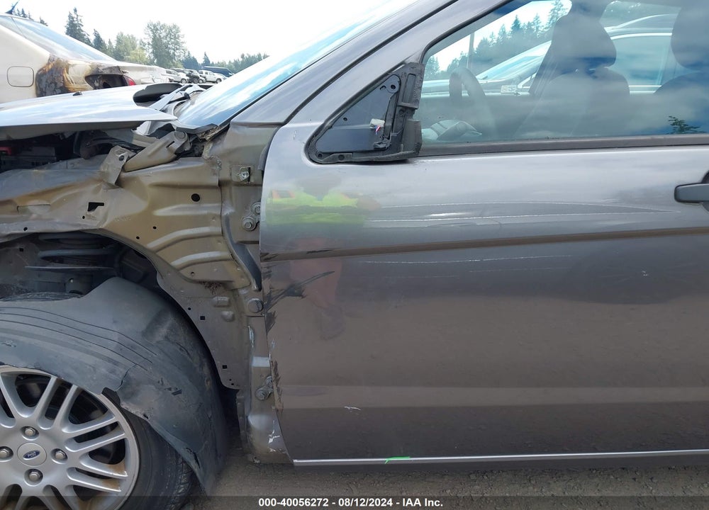 2010 FORD FOCUS SE VIN: 1FAHP3FNXAW232595