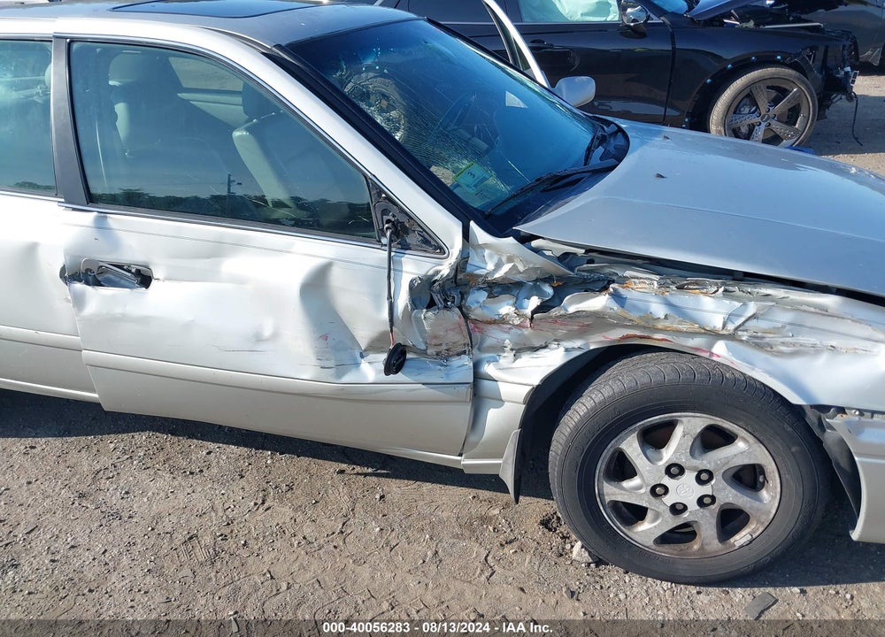 2000 TOYOTA CAMRY LE VIN: 4T1BG22K0YU680335