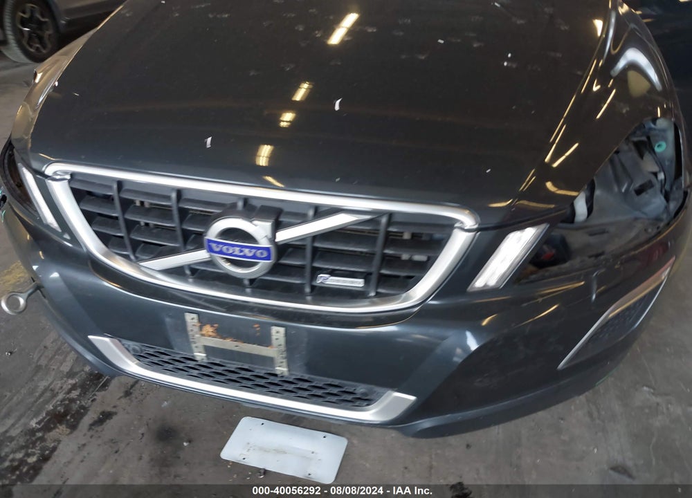 2012 VOLVO XC60 T6/T6 PLATINUM/T6 PREMIER PLUS/T6 R-DESIGN/T6 R-DESIGN PLATINUM/T6 R-DESIGN PREMIER PLUS VIN: YV4902DZ1C2322826